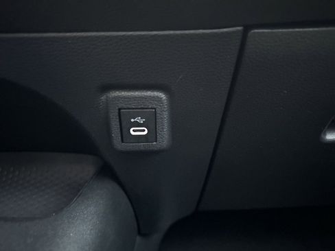 Used 2024 Toyota Corolla LE image 25