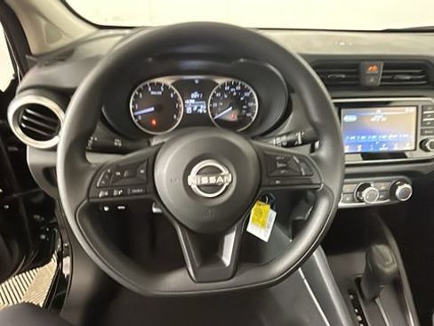 Used 2025 Nissan Versa S w/ Trunk Package FWD image 15