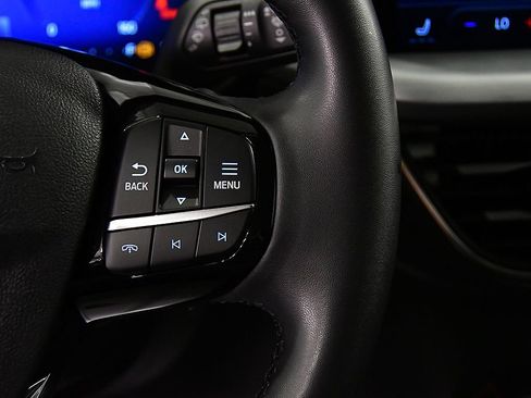 Used 2024 Ford Escape Platinum AWD/4WD image 22