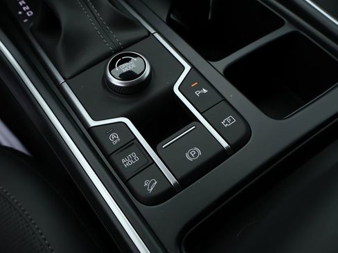 New 2026 Kia Sorento S FWD image 34