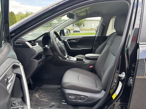 Certified 2025 Toyota RAV4 Woodland Edition AWD/4WD image 14