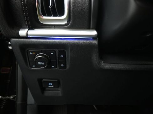 Certified 2025 Ford Expedition Max Platinum image 12