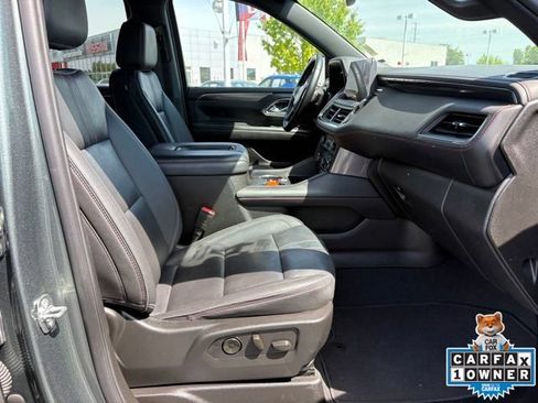 Used 2024 Chevrolet Suburban RST RWD image 21
