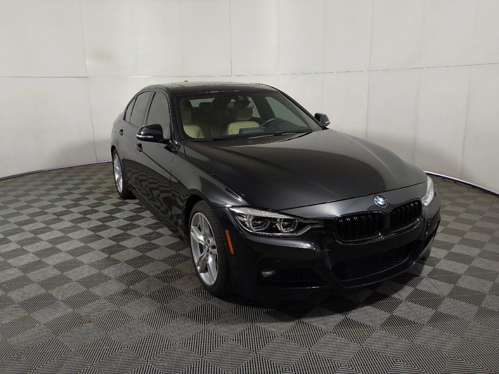 Used 2018 BMW 330i Sedan RWD image 14