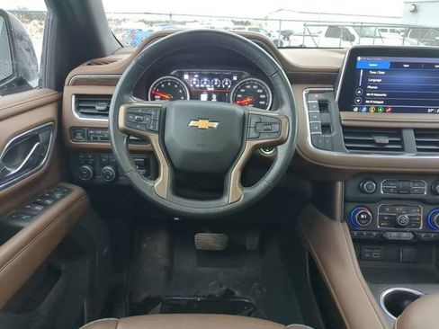 Used 2021 Chevrolet Suburban High Country image 15