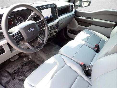 Used 2024 Ford F350 XL AWD/4WD image 9