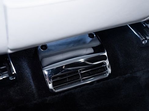 Used 2023 Rolls-Royce Cullinan image 26