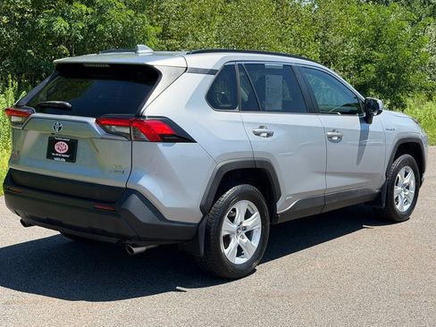 Used 2020 Toyota RAV4 LE w/ All Weather Liner Package AWD/4WD image 26