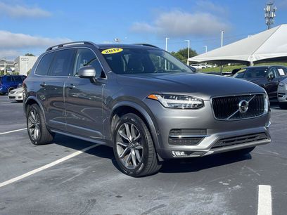 Used 2017 Volvo XC90 T6 Momentum w/ Vision Package