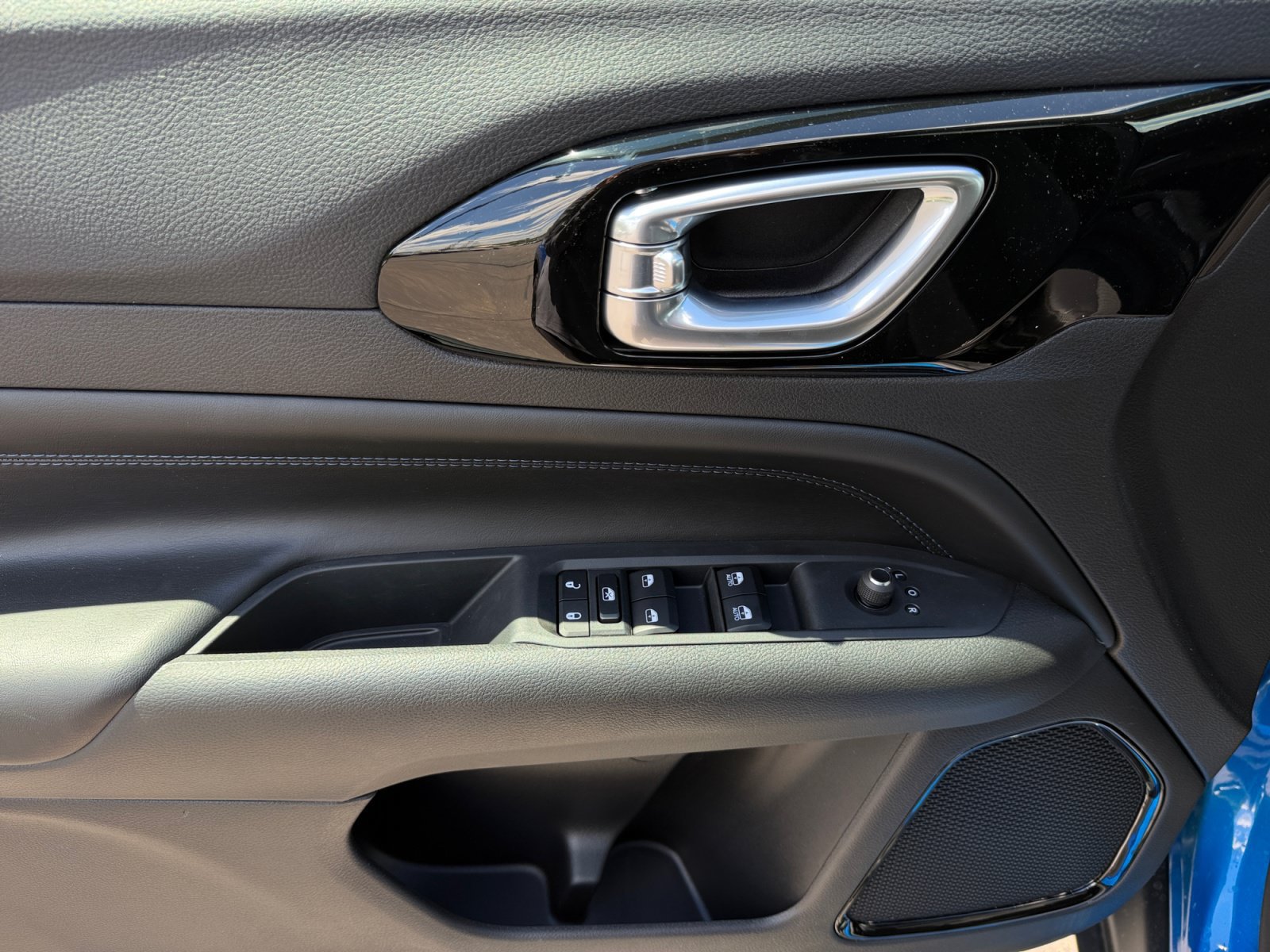 New 2026 Jeep Compass Latitude AWD/4WD image 20