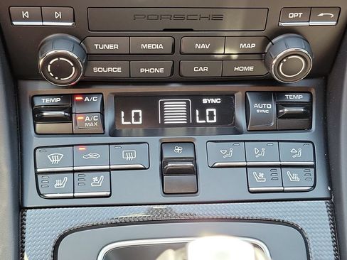 Certified 2024 Porsche 718 Cayman RWD image 30