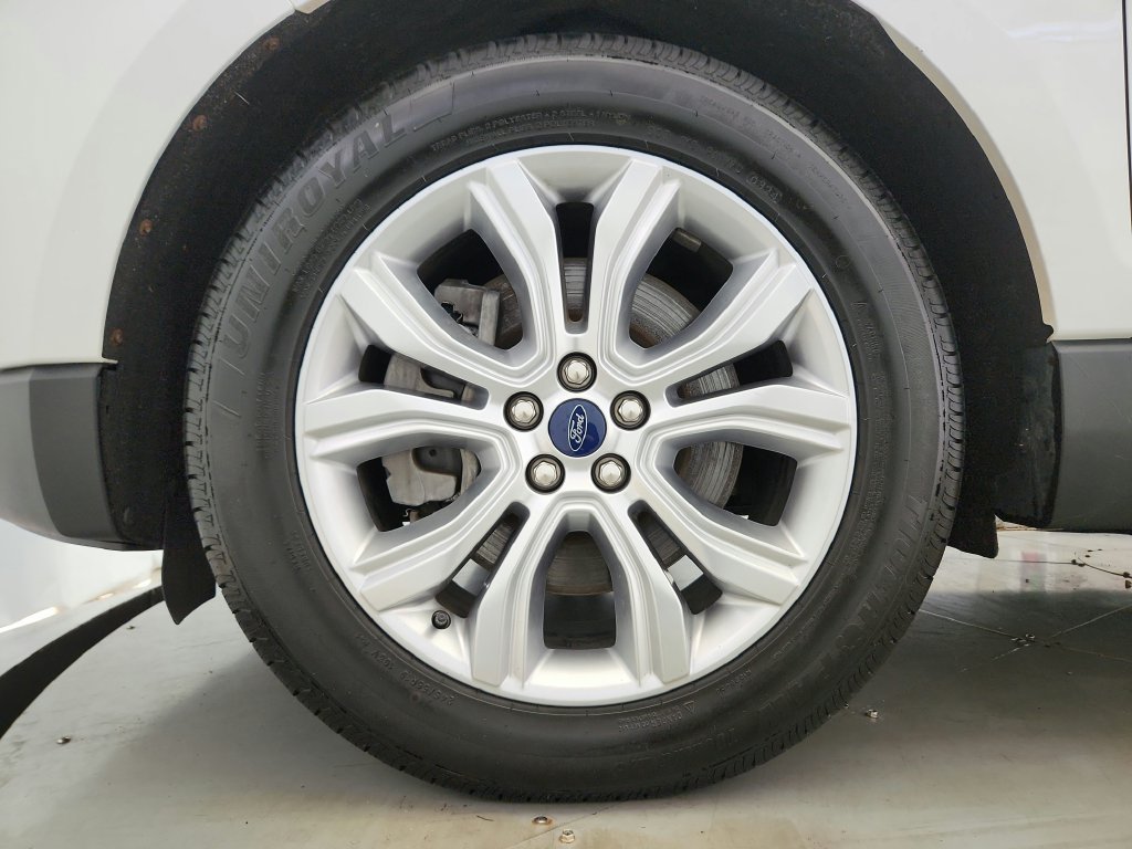 Used 2021 Ford Edge Titanium AWD/4WD image 37