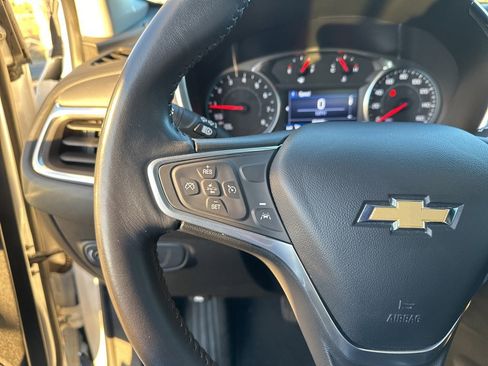 Used 2022 Chevrolet Equinox LT image 10