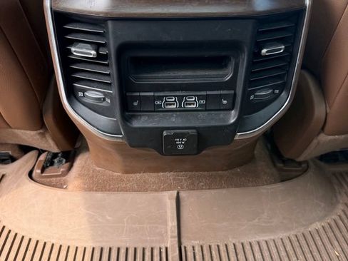 Used 2021 RAM 1500 Laramie AWD/4WD image 14
