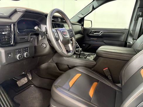 Used 2025 GMC Sierra 1500 AT4 AWD/4WD image 23