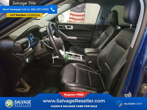 Used 2021 Ford Explorer XLT w/ Equipment Group 202A AWD/4WD image 9