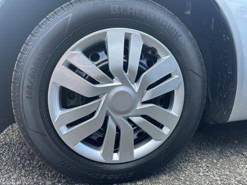 Used 2013 Honda Civic LX image 29