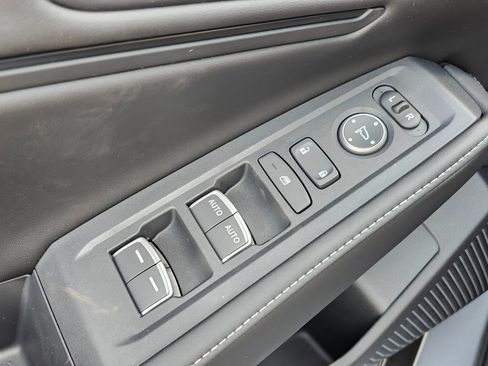 New 2025 Honda Accord Sport image 30