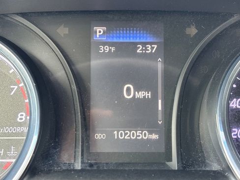 Used 2019 Toyota Camry LE image 22