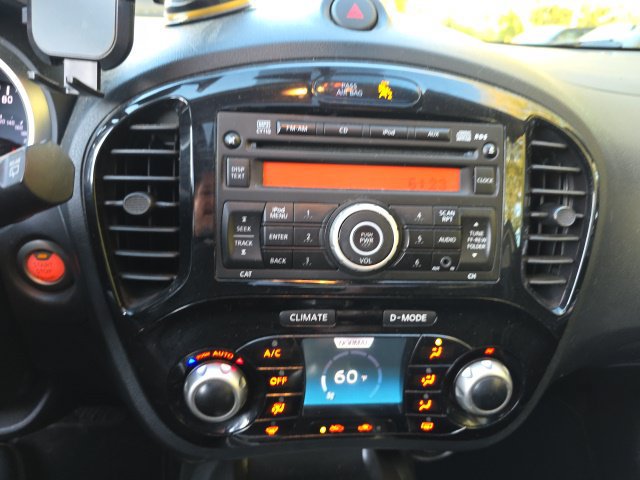 Used 2014 Nissan Juke SV AWD/4WD image 6