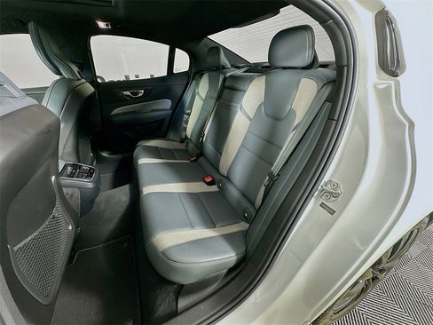 Used 2022 Volvo S60 B5 R-Design w/ Advanced Package image 23