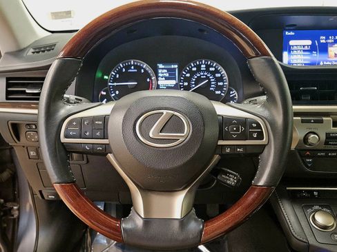 Used 2018 Lexus ES 350 image 35