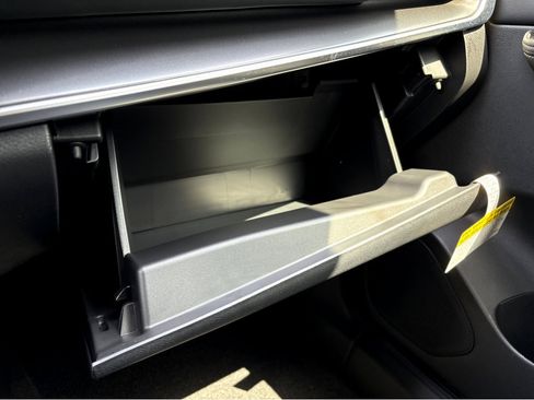 New 2026 Nissan Rogue SV image 18