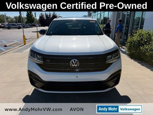 Used 2023 Volkswagen Atlas SEL R-Line AWD/4WD image 2