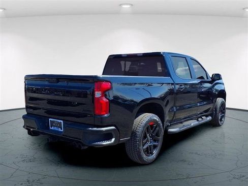 Used 2023 Chevrolet Silverado 1500 RST w/ Redline Edition image 9