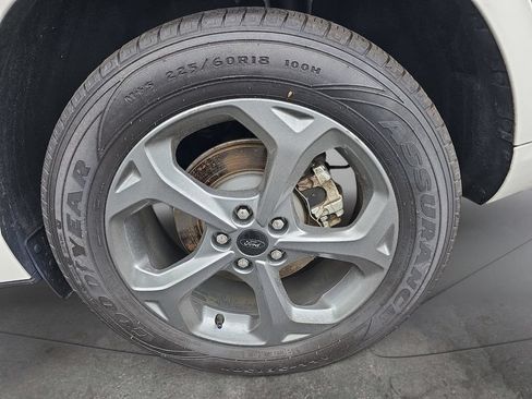 Used 2024 Ford Escape ST-Line Select AWD/4WD image 33