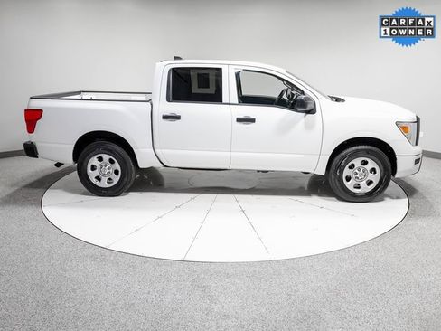 Used 2023 Nissan Titan S image 26