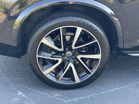 Used 2018 Volvo XC90 T6 Momentum w/ Convenience Package AWD/4WD image 9