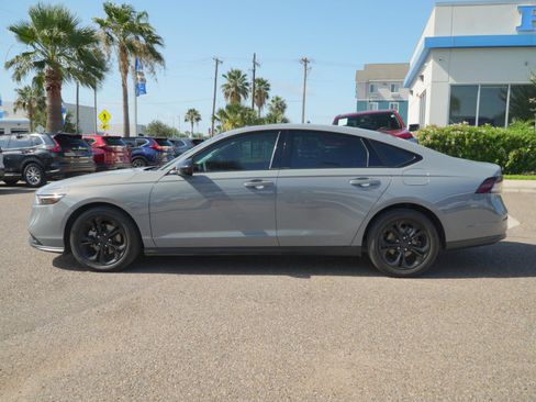 Used 2025 Honda Accord SE image 8