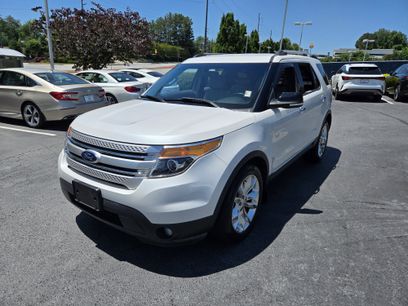 Used 2014 Ford Explorer XLT w/ Equipment Group 202A