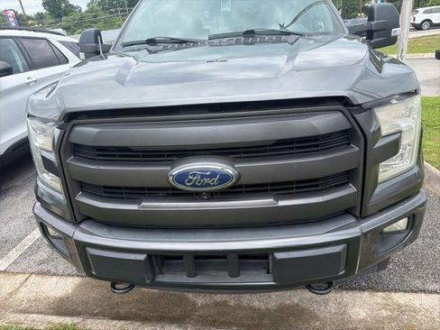 Used 2017 Ford F150 Lariat w/ Equipment Group 502A Luxury AWD/4WD image 2