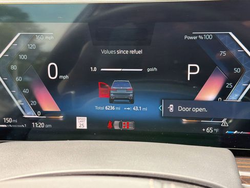 Used 2026 BMW X7 xDrive40i AWD/4WD image 19