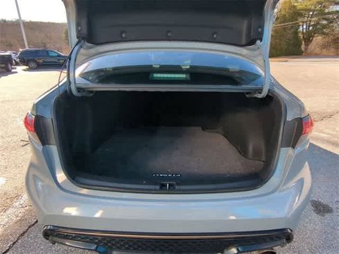 Used 2022 Toyota Corolla SE w/ Carpet Mat Package (TMS) image 24