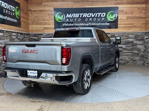 Used 2023 GMC Sierra 1500 SLE AWD/4WD image 9
