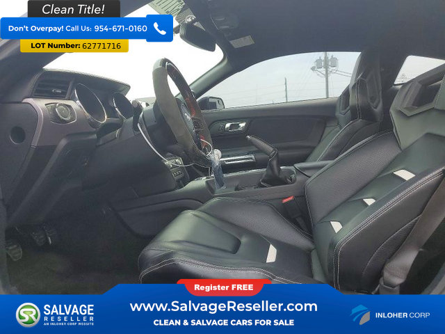 Used 2015 Ford Mustang Coupe RWD image 9