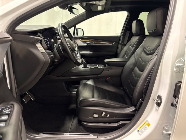 Used 2023 Cadillac XT5 Sportv w/ Platinum Package AWD/4WD image 13