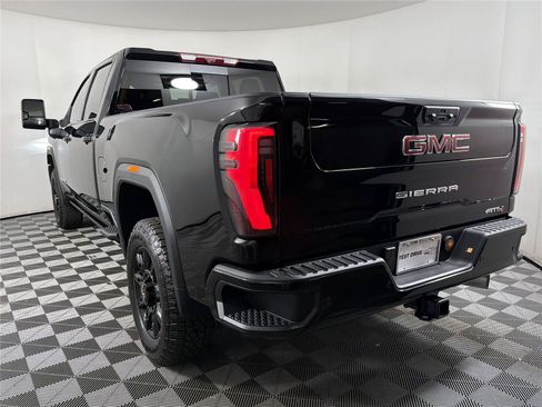 New 2026 GMC Sierra 2500 AT4 w/ AT4 Premium Plus Package AWD/4WD image 4