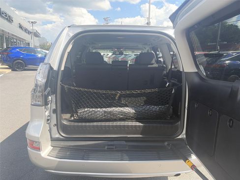 Used 2019 Lexus GX 460 Premium AWD/4WD image 13