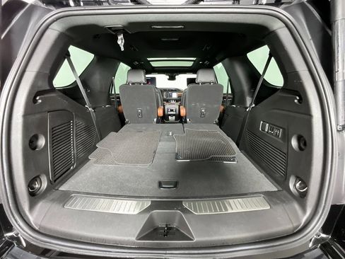 Used 2023 GMC Yukon Denali Ultimate image 28