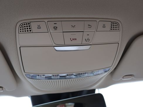 Used 2022 Mercedes-Benz GLC 300 image 41