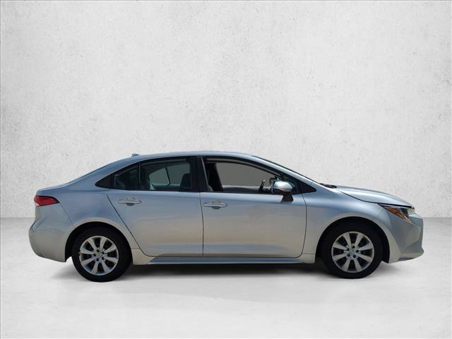 Used 2021 Toyota Corolla LE FWD image 4