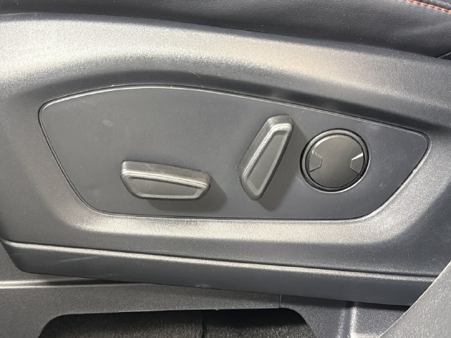 Used 2026 Ford Explorer ST-Line w/ ST-Line Street Pack RWD image 15