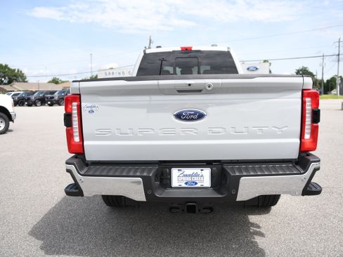 New 2026 Ford F250 Lariat w/ Lariat Premium Package AWD/4WD image 8