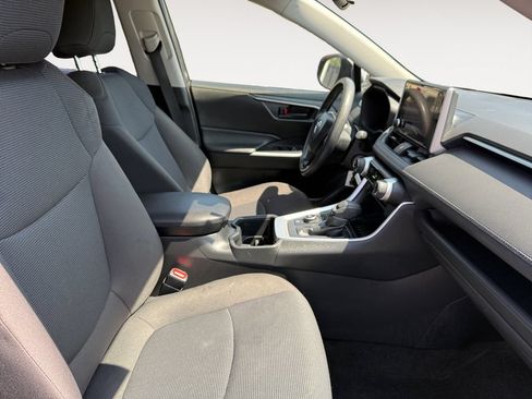 Certified 2025 Toyota RAV4 LE AWD/4WD image 15