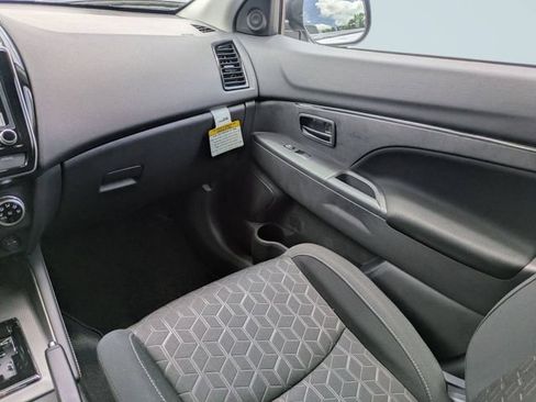 New 2026 Mitsubishi Outlander Sport LE AWD/4WD image 17