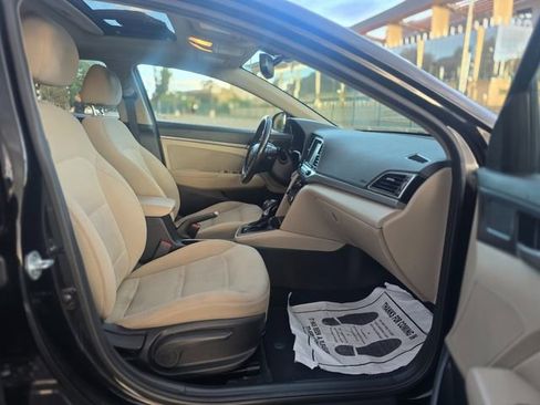 Used 2018 Hyundai Elantra Value Edition FWD image 40